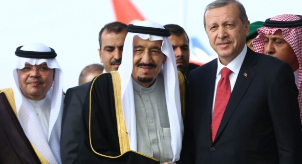 في اتصال هاتفي.. “سلمان” و”إردوغان” يؤكدان ضرورة الحفاظ على وحدة التراب السوري