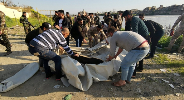 ارتفاع حصيلة ضحايا غرق العبارة في الموصل إلى 85 شخصا