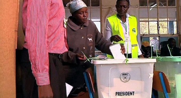 تأجيل الانتخابات الرئاسية الكينية بالمناطق الغربية إلى أجل غير مسمى