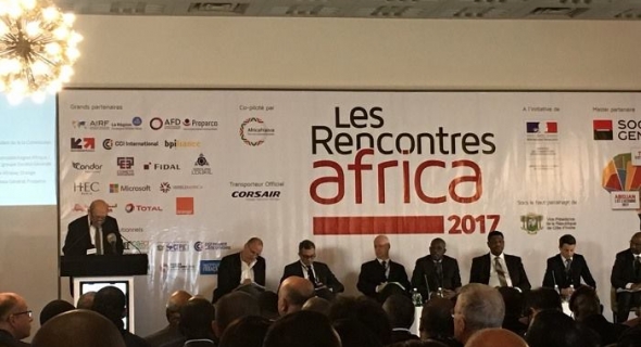 فرنسا تعتزم استثمار 1.2 مليار يورو في إفريقيا
