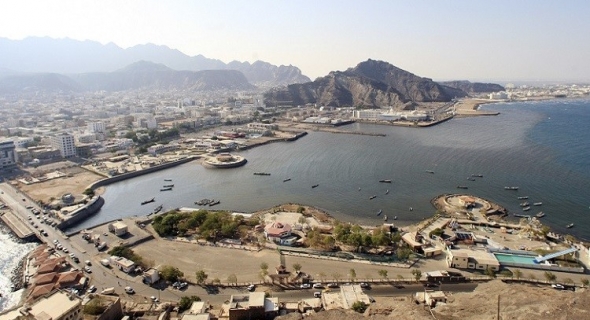 “التحالف العربي” يسمح بدخول المساعدات للموانئ الخاضعة لسيطرة حكومة اليمن
