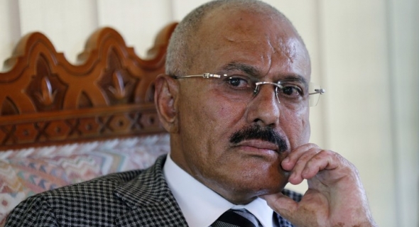 “صالح” يلمّح إلى مغادرة اليمن نتيجة الضغوط الحوثية