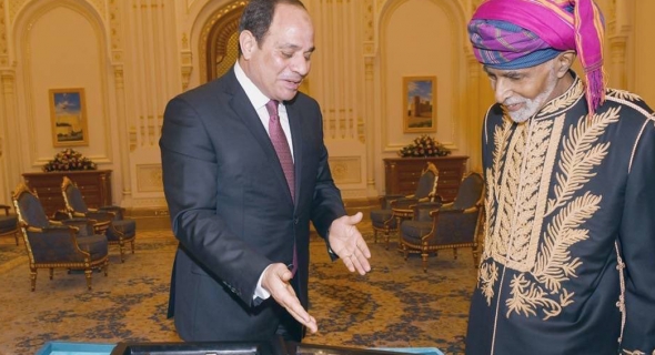 السيسي يشيد بالمستوى الحضاري المتميز الذي وصلت إليه السلطنة بفضل القيادة الحكيمة للسلطان قابوس