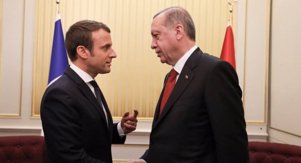 ماكرون لأردوغان: الهدنة الإنسانية تشمل كل الأراضي السورية